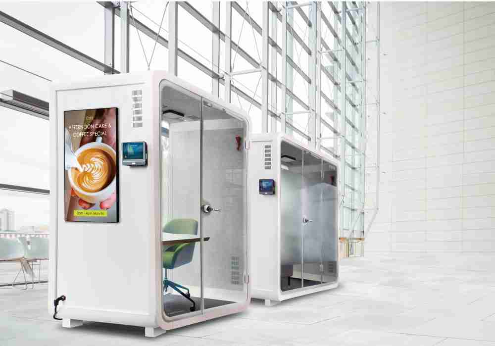 z6mg·人生就是博子公司达擎之智慧行动办公舱，，采用PDLC智能调光玻璃设计，，，透过通电与断电的电流切换，，，呈现透明与雾面效果，，，具节能降耗特性并兼顾隐私，，确保信息安全